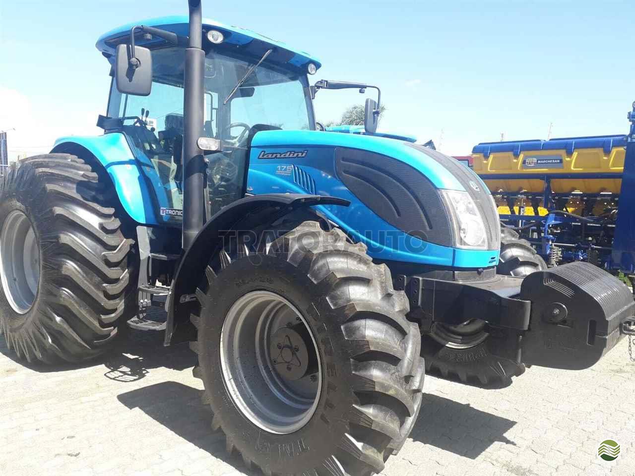TRATOR LANDINI LANDPOWER 175 Tração 4x4 Tratorauto Tratores - Landini UBERLANDIA MINAS GERAIS MG